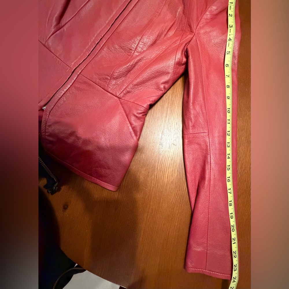 Neiman Marcus Women's XS Red Leather Jacket - GORGEOUS with pockets! - Picture 6 of 8